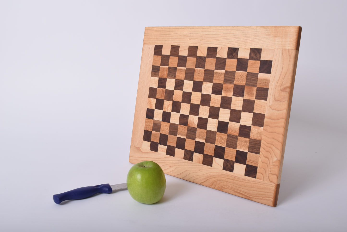 Planche à découper en damier